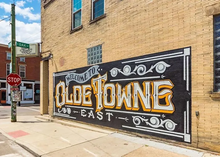 Loft With Pool Table! Pet-friendly Haven! * Columbus